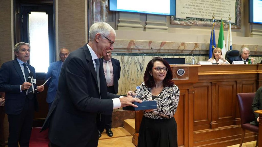 Foto 5 di 10