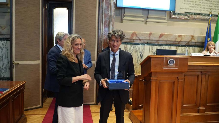 Foto 10 di 10